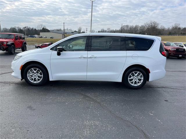 new 2025 Chrysler Voyager car