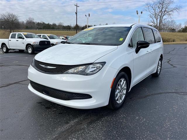 new 2025 Chrysler Voyager car