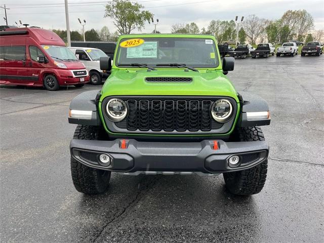 new 2025 Jeep Gladiator car, priced at $53,315