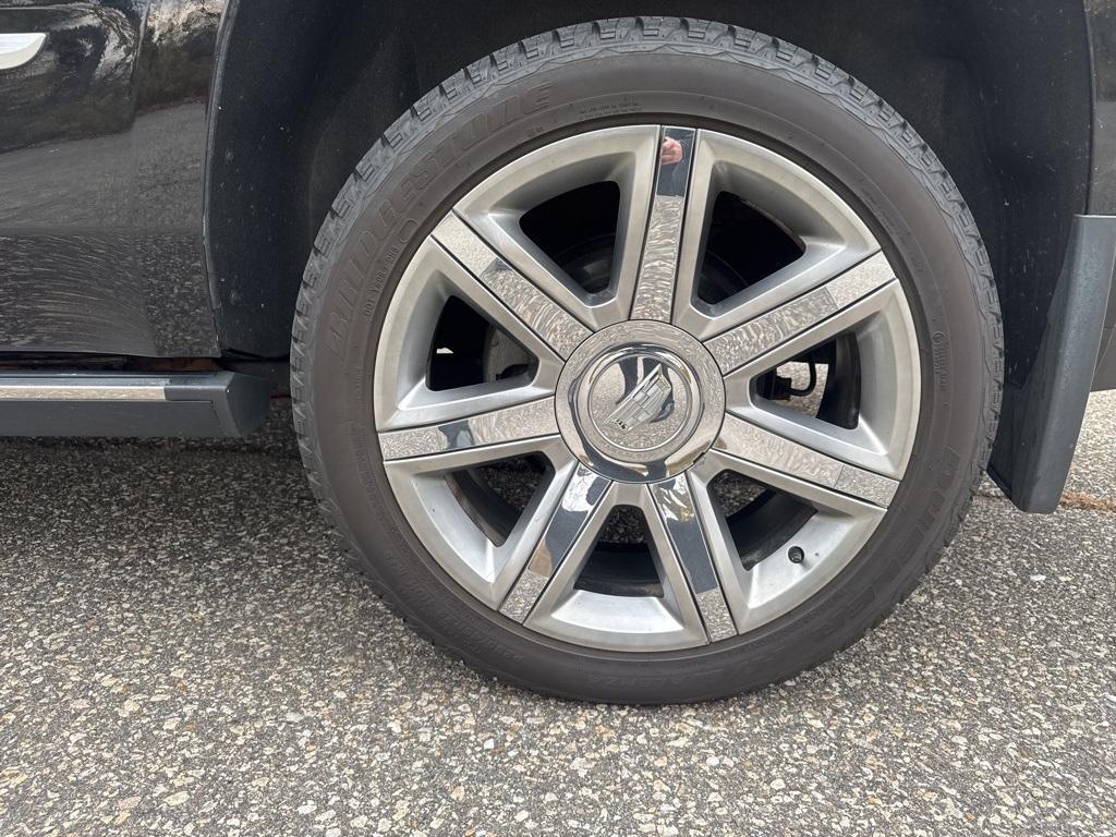 used 2018 Cadillac Escalade car, priced at $36,987