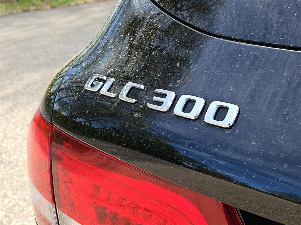 used 2017 Mercedes-Benz GLC 300 car, priced at $16,487