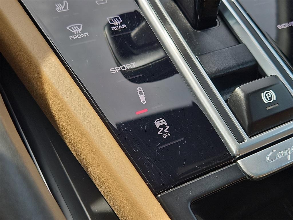 used 2021 Porsche Cayenne car, priced at $77,987