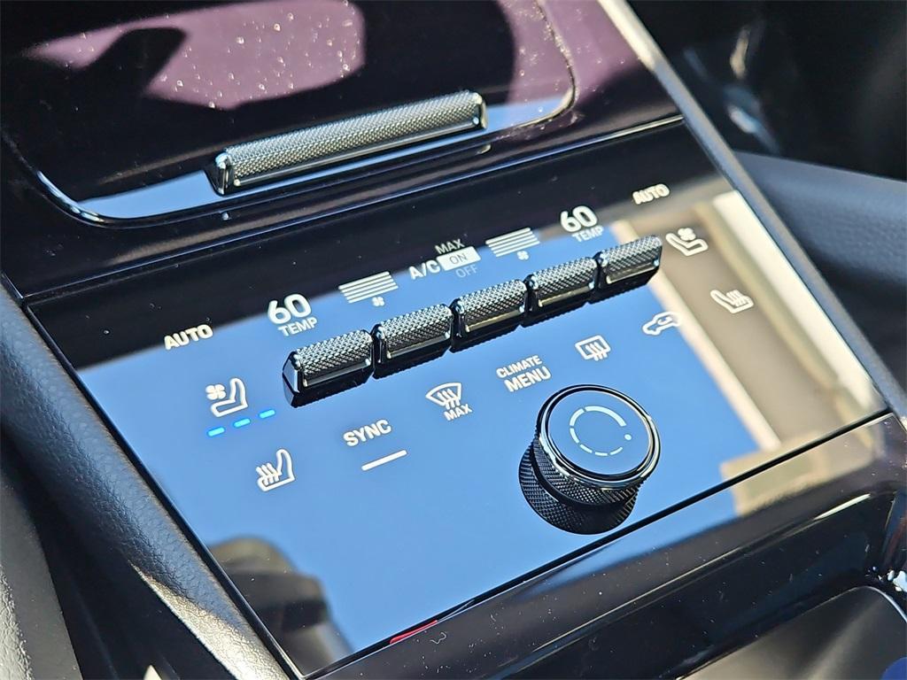 new 2026 Porsche Cayenne car, priced at $102,740