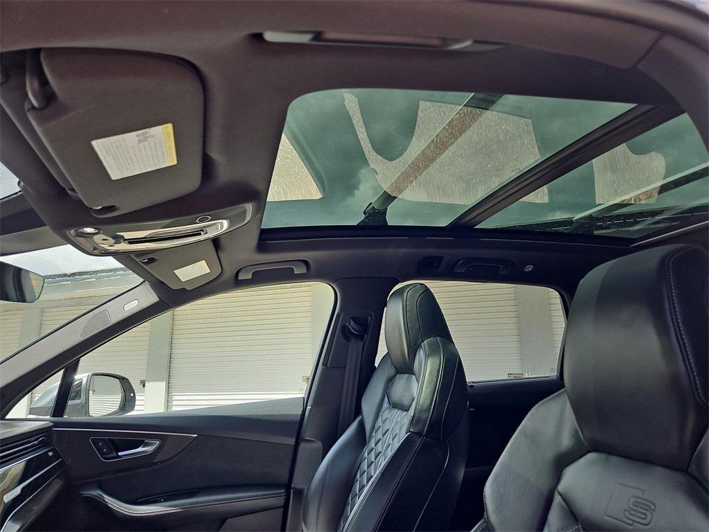 used 2022 Audi SQ7 car, priced at $51,987