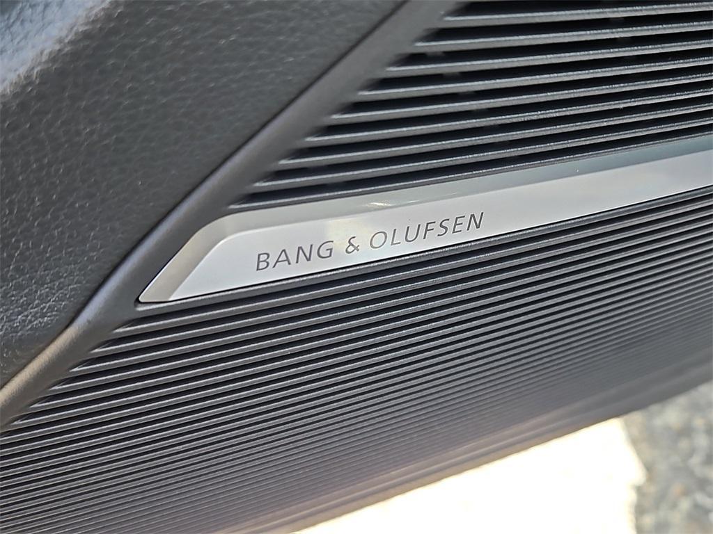 used 2022 Audi SQ7 car, priced at $51,987