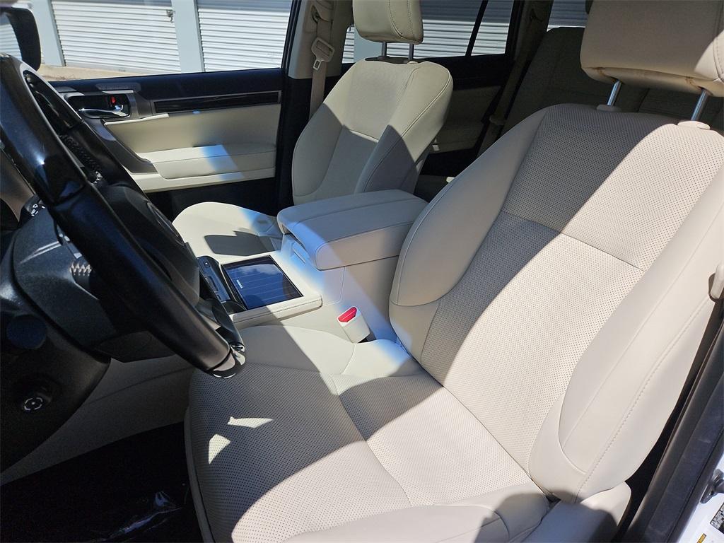 used 2022 Lexus GX 460 car, priced at $47,987