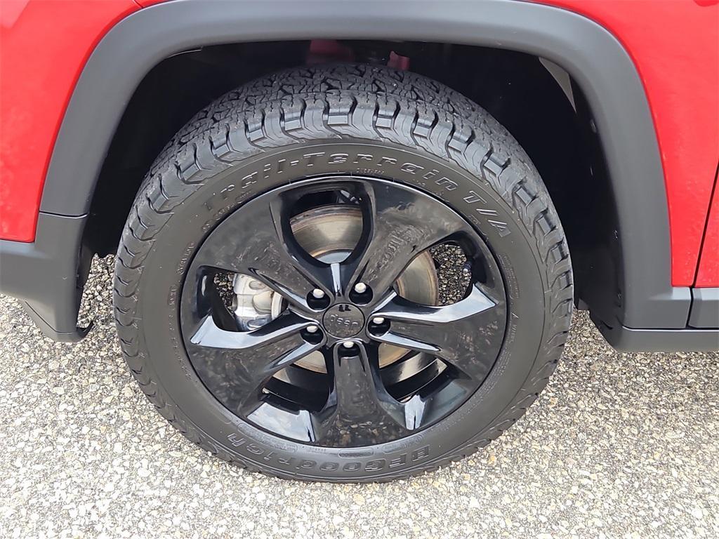 used 2021 Jeep Compass car, priced at $15,987