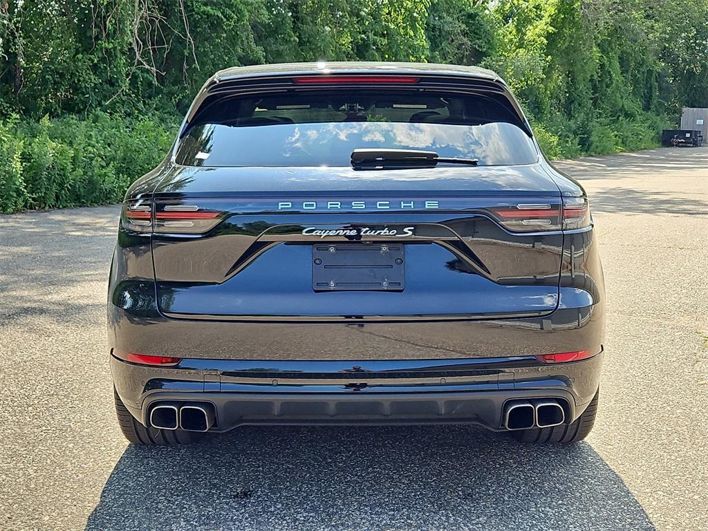 used 2022 Porsche Cayenne E-Hybrid car, priced at $116,987