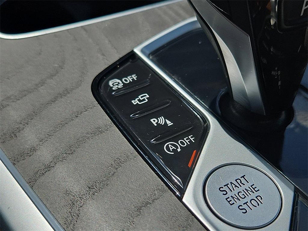 used 2022 BMW X7 car, priced at $62,987
