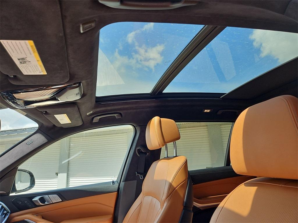 used 2022 BMW X7 car, priced at $62,987