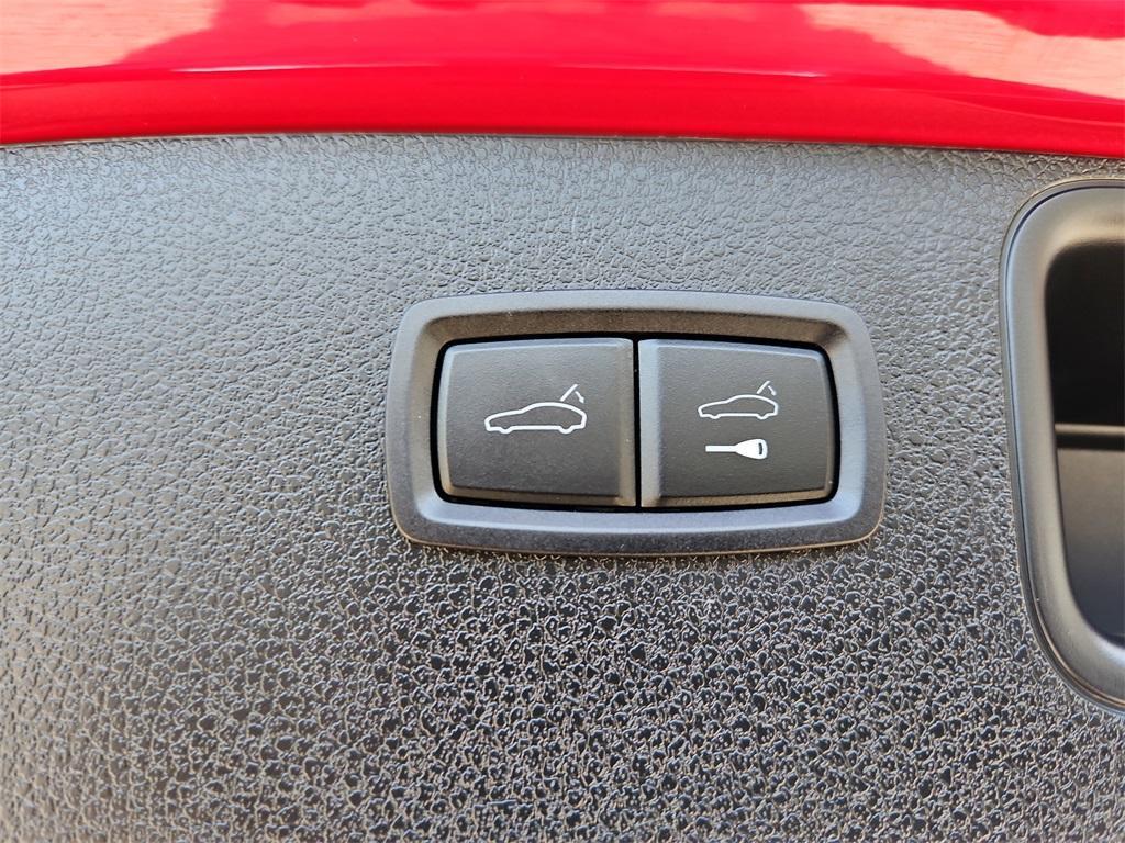 used 2021 Porsche Macan car, priced at $43,987