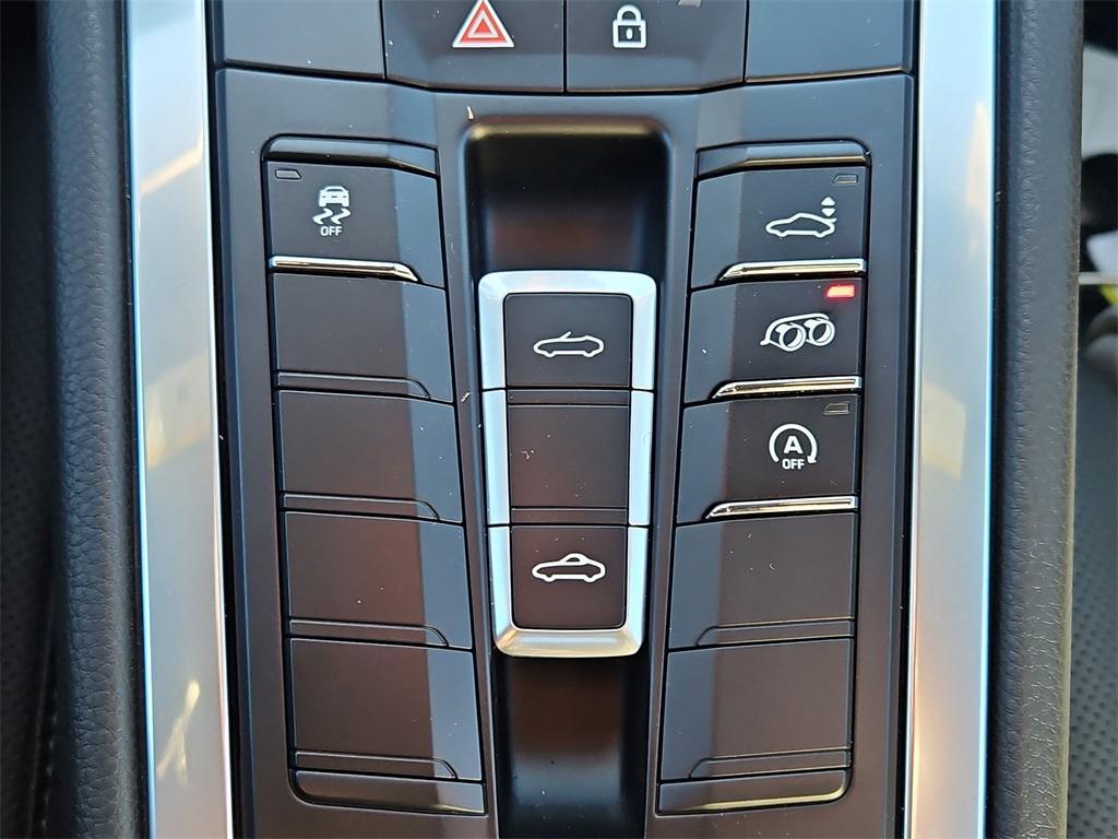 used 2025 Porsche 718 Boxster car, priced at $92,987