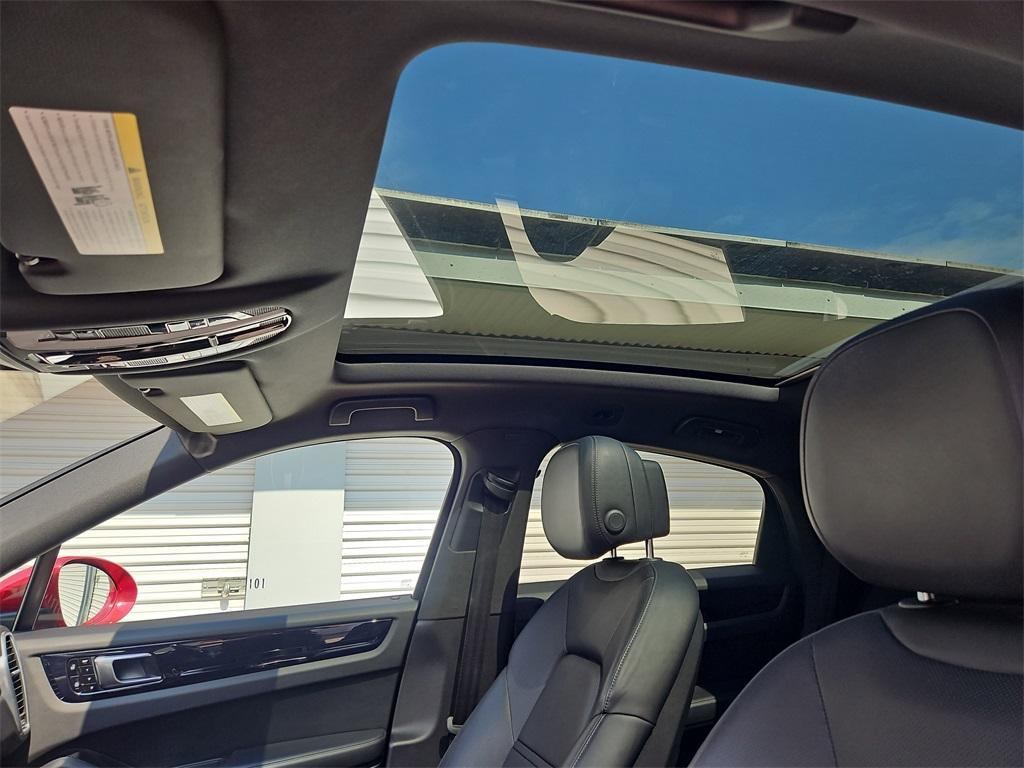 used 2021 Porsche Cayenne car, priced at $48,487