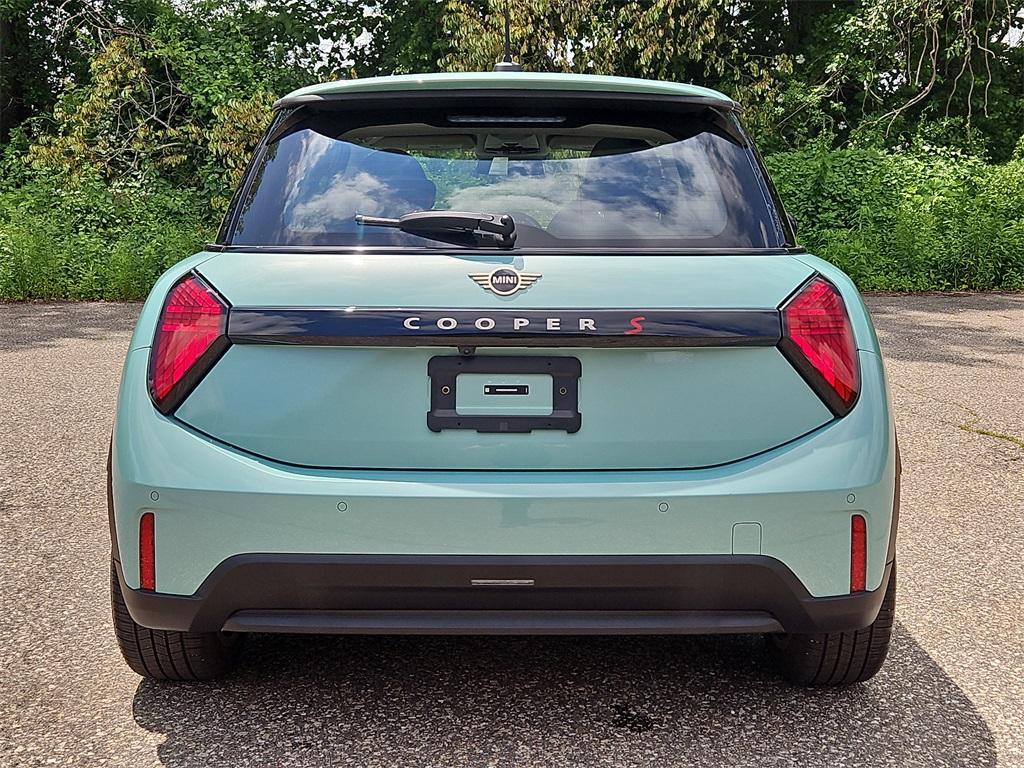 used 2025 MINI Hardtop car, priced at $27,987