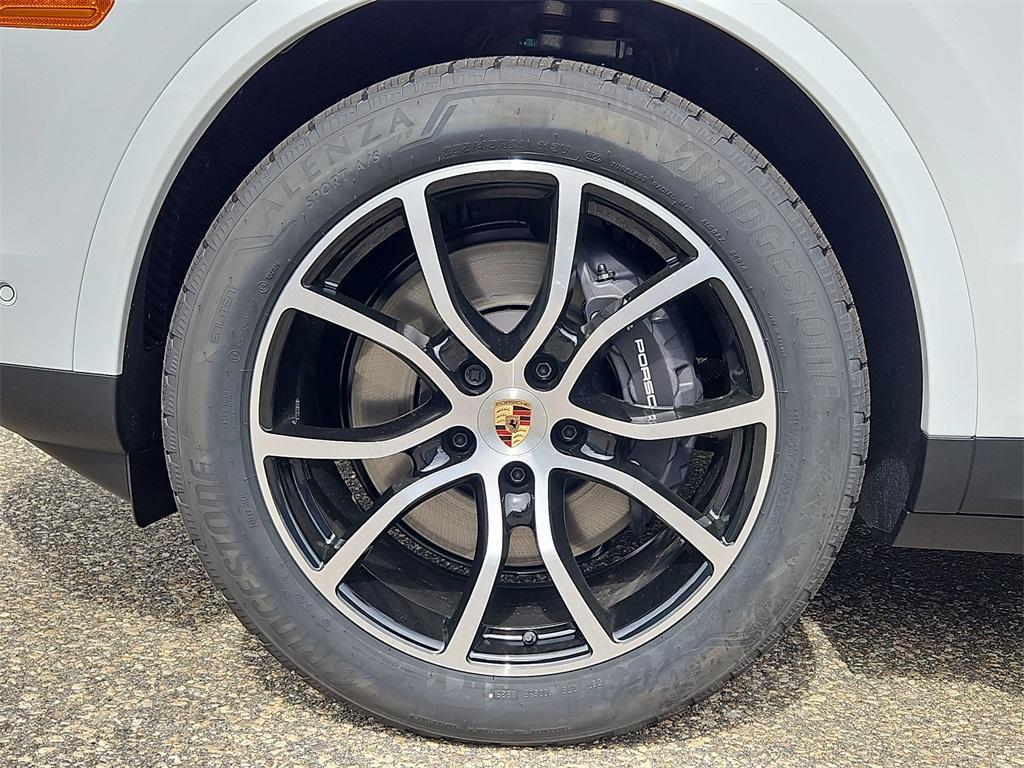 new 2026 Porsche Cayenne car, priced at $112,810