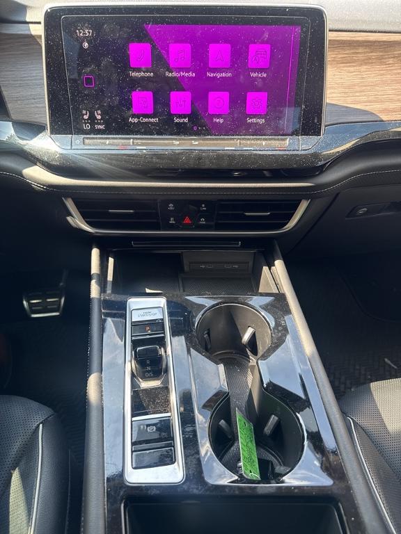 used 2024 Volkswagen Atlas car, priced at $40,987