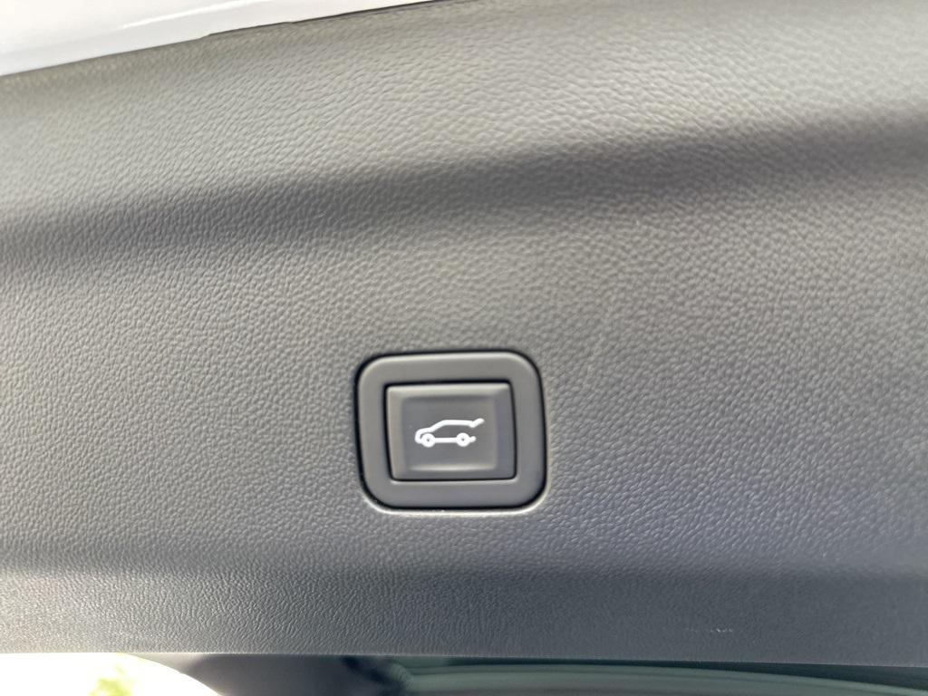 used 2025 Chevrolet Tahoe car, priced at $76,900