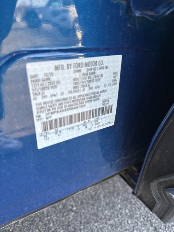 used 2024 Ford Edge car, priced at $39,900