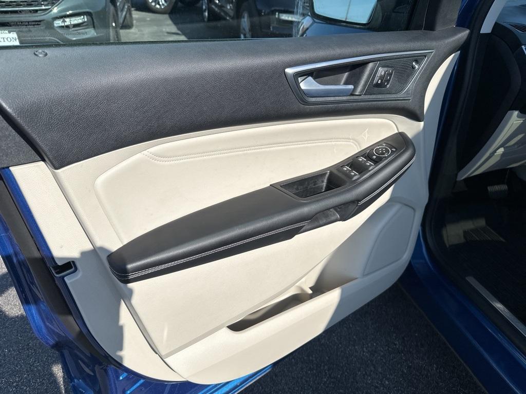 used 2024 Ford Edge car, priced at $39,900