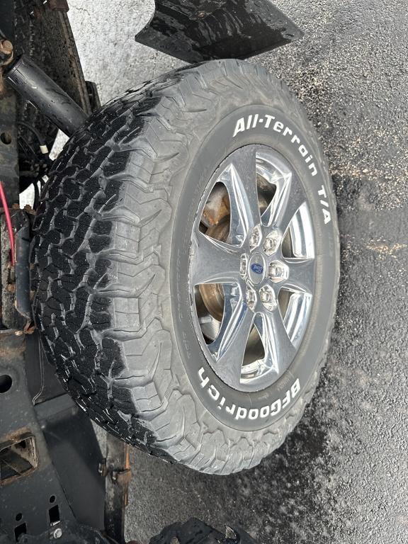 used 2018 Ford F-150 car, priced at $30,000