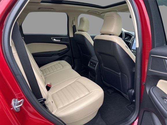 used 2022 Ford Edge car, priced at $27,900