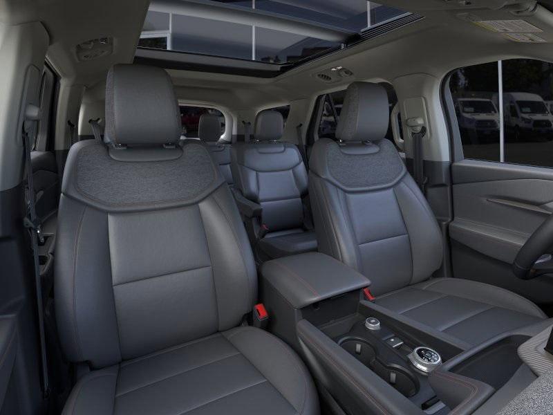 new 2025 Ford Explorer car, priced at $46,895