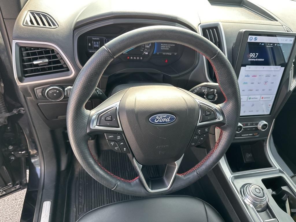 used 2024 Ford Edge car, priced at $33,500