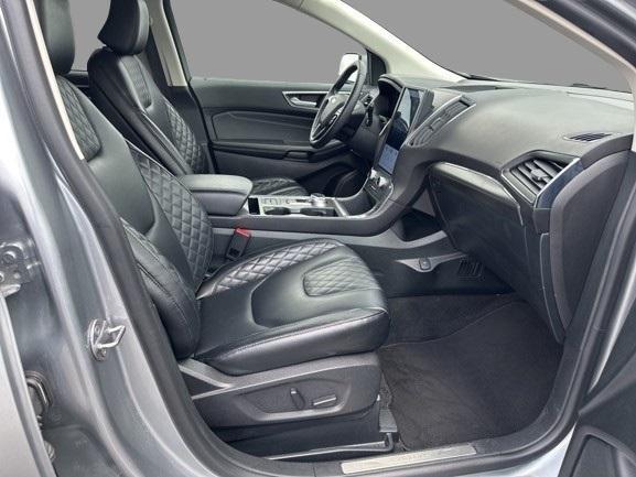 used 2024 Ford Edge car, priced at $30,900
