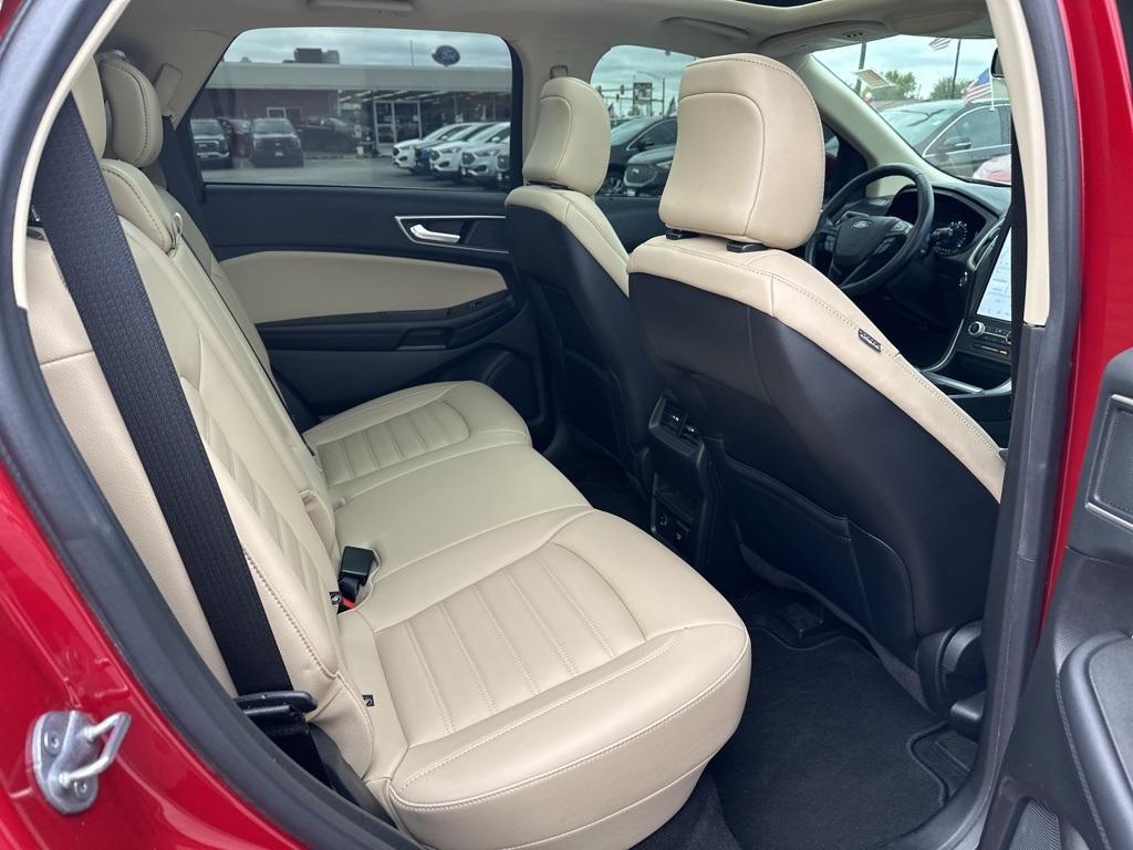 used 2022 Ford Edge car, priced at $25,301