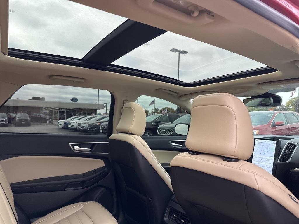 used 2022 Ford Edge car, priced at $25,301