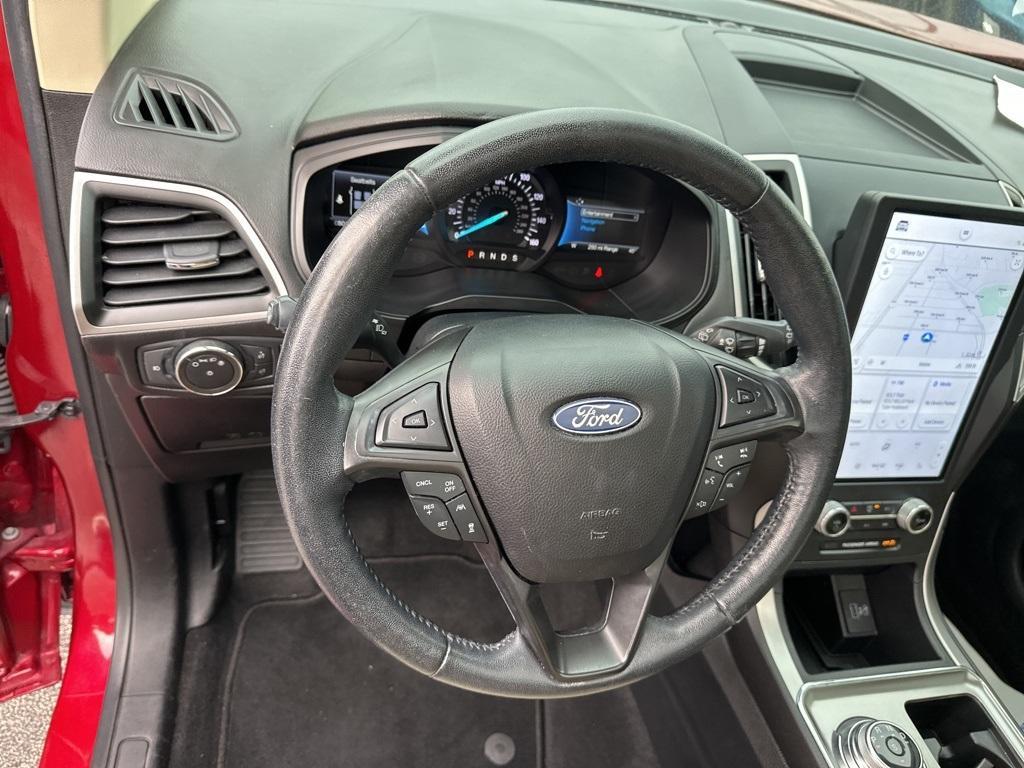 used 2022 Ford Edge car, priced at $25,301