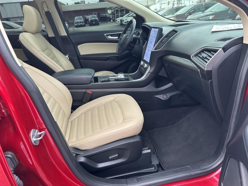 used 2022 Ford Edge car, priced at $25,301