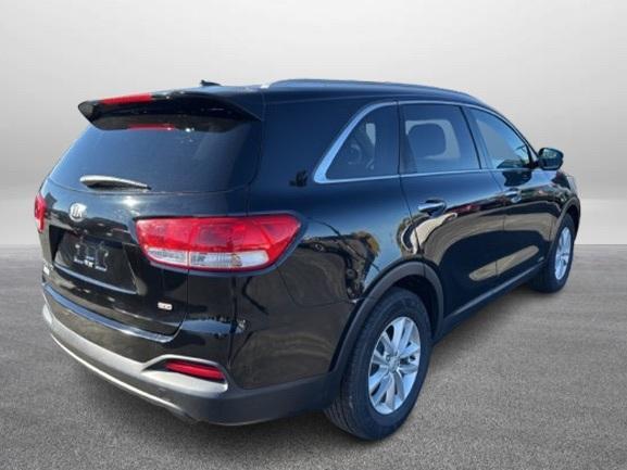 used 2016 Kia Sorento car, priced at $10,400