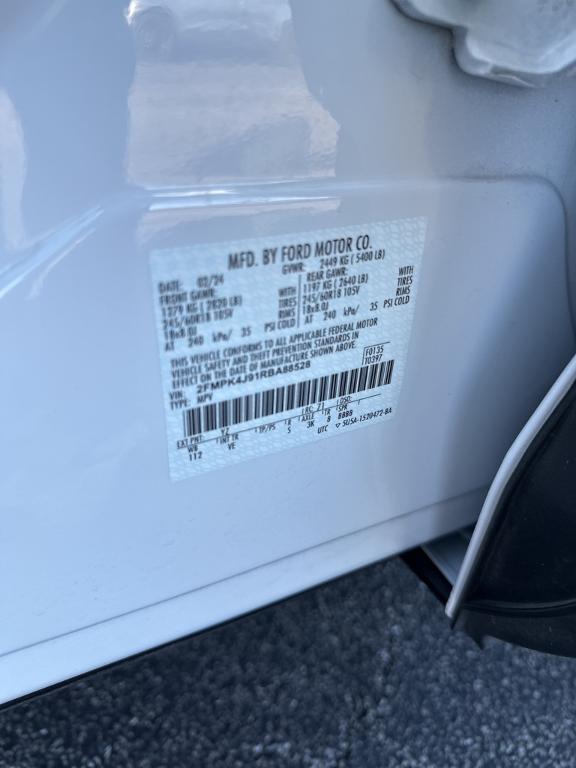 used 2024 Ford Edge car, priced at $26,900