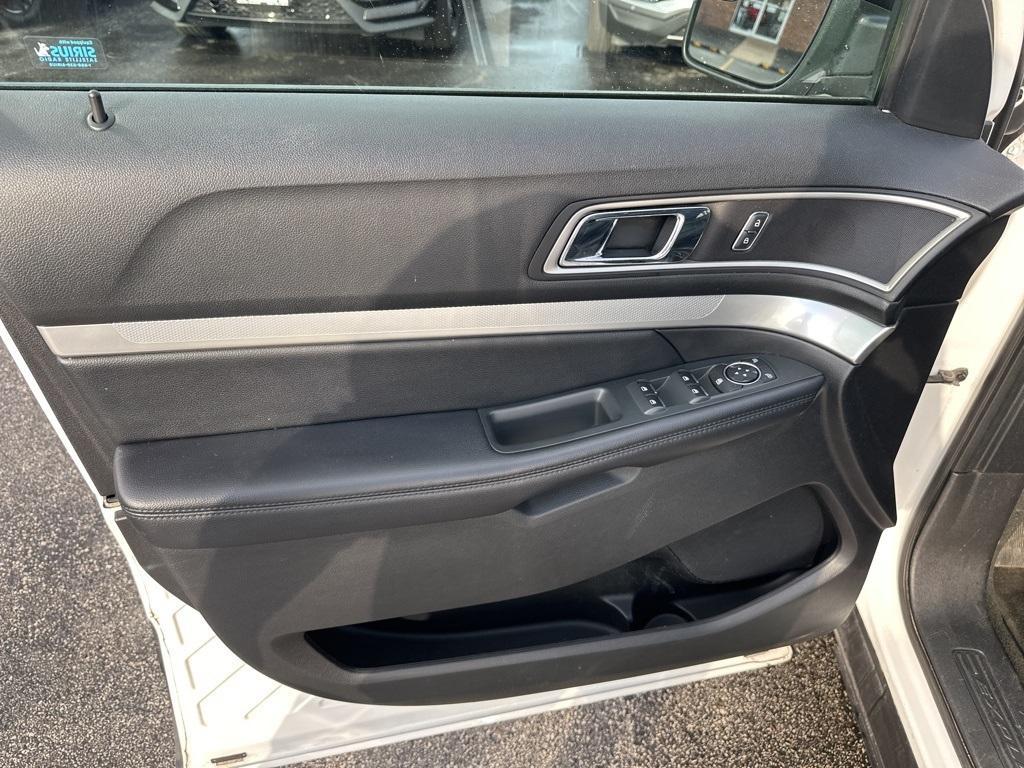 used 2016 Ford Explorer car, priced at $14,900