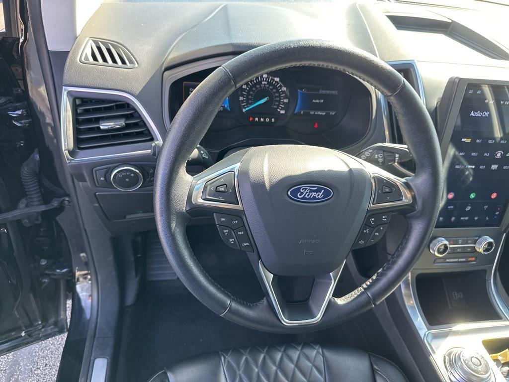 used 2024 Ford Edge car, priced at $31,800