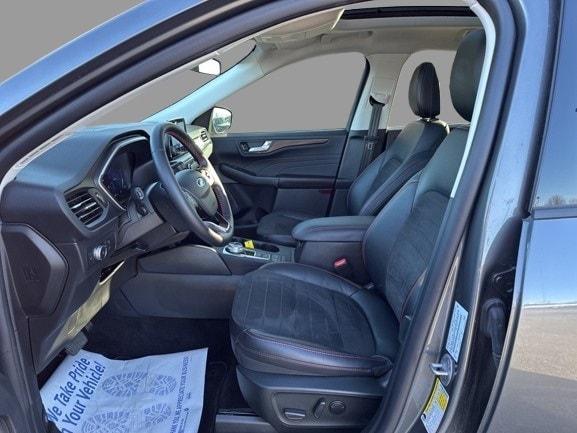 used 2022 Ford Escape car, priced at $25,300