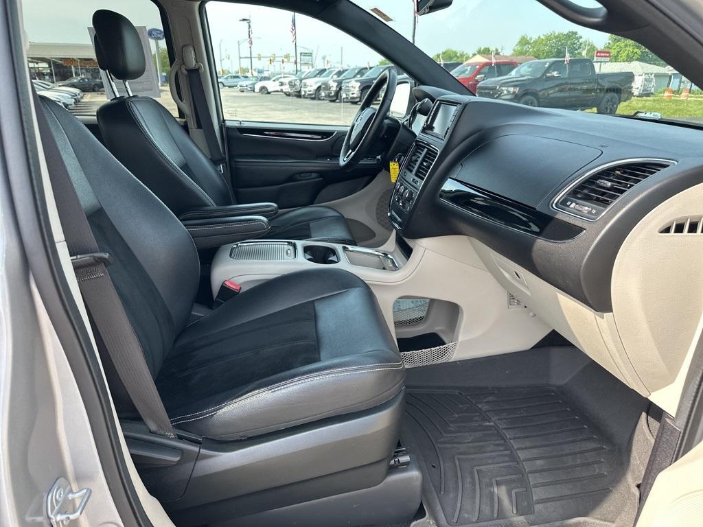 used 2017 Dodge Grand Caravan car, priced at $18,900