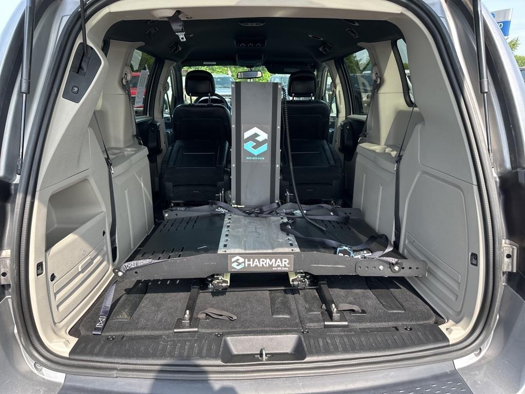 used 2017 Dodge Grand Caravan car, priced at $18,900