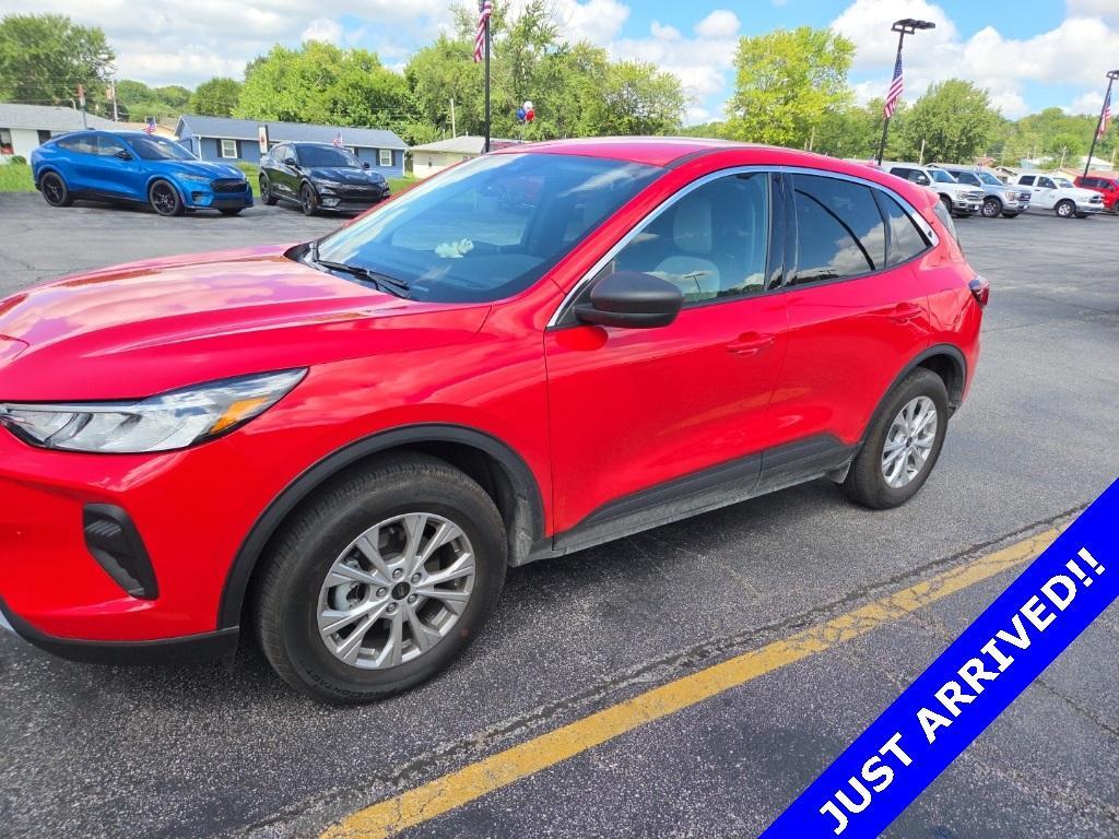 used 2024 Ford Escape car, priced at $28,900