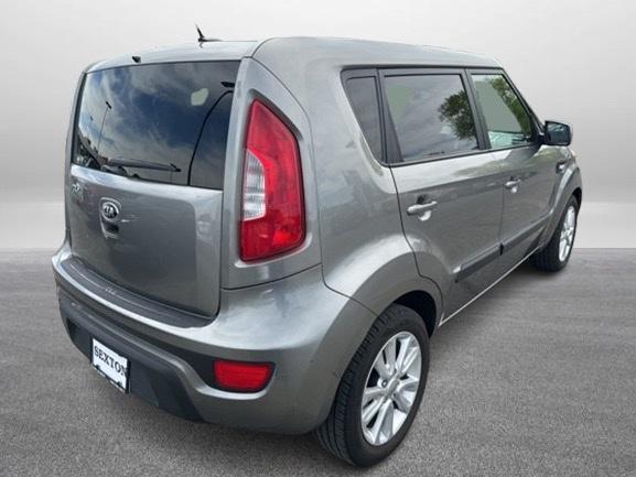 used 2013 Kia Soul car, priced at $9,900