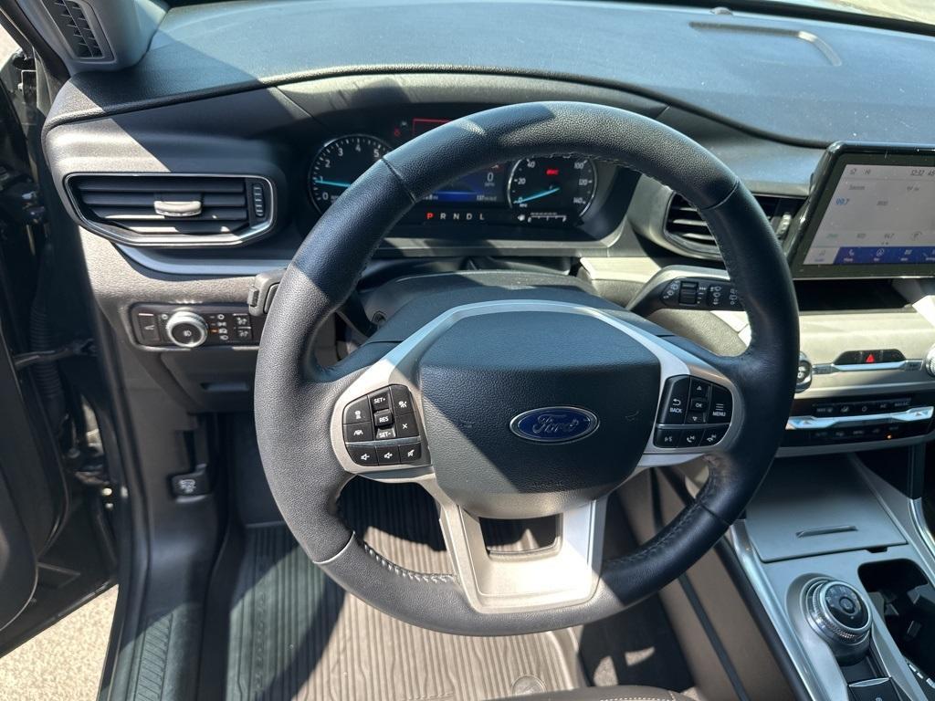 used 2023 Ford Explorer car, priced at $37,900