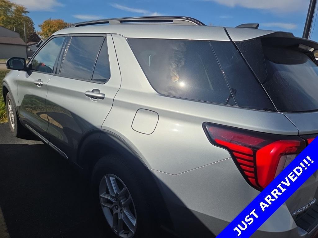 used 2025 Ford Explorer car, priced at $38,900