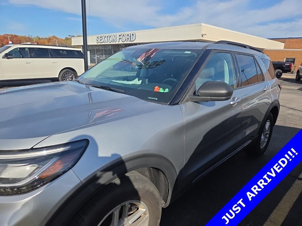 used 2025 Ford Explorer car, priced at $38,900