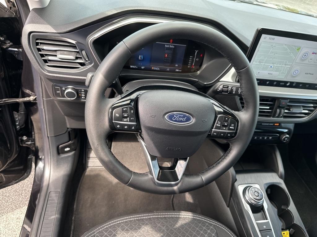 used 2024 Ford Escape car, priced at $28,900