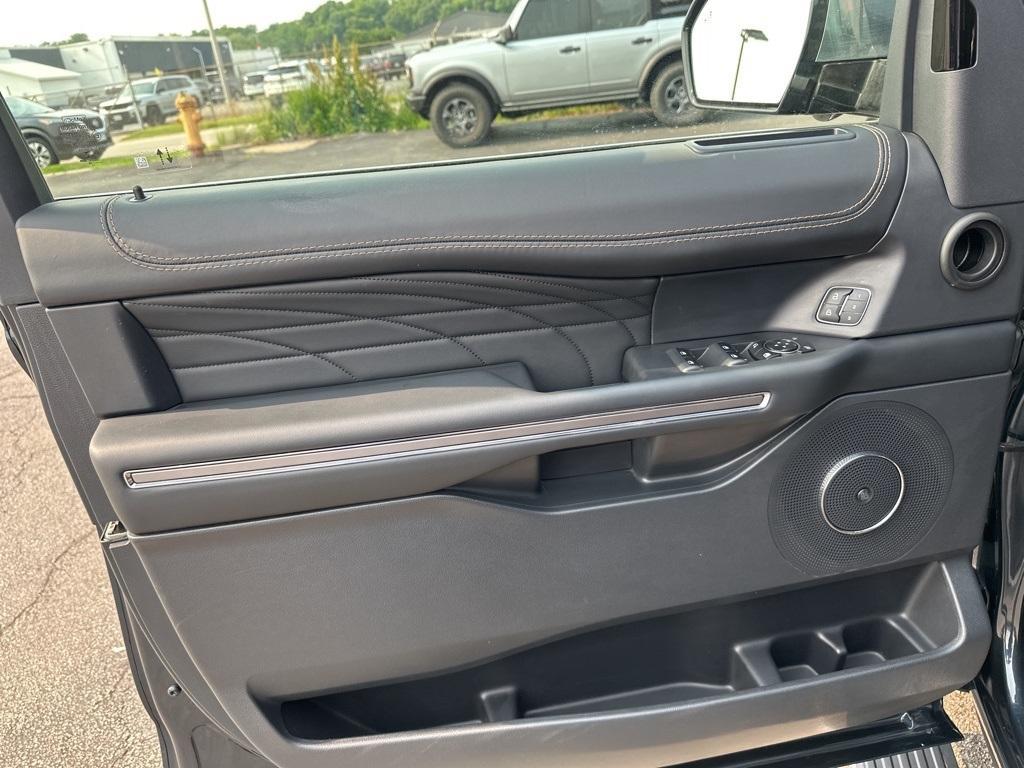 used 2022 Ford Expedition Max car, priced at $60,500