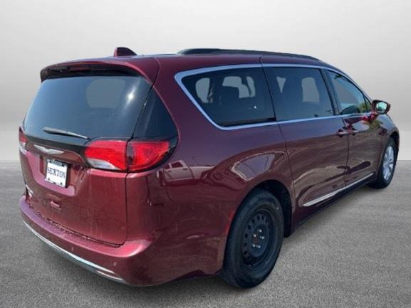 used 2017 Chrysler Pacifica car, priced at $10,500