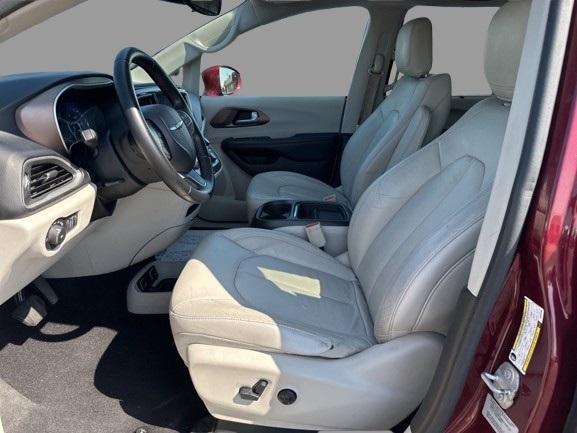 used 2017 Chrysler Pacifica car, priced at $10,500