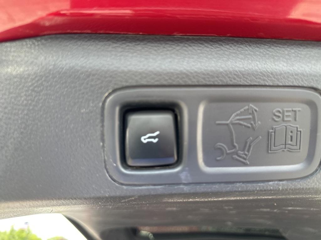 used 2022 Ford Expedition car, priced at $36,900