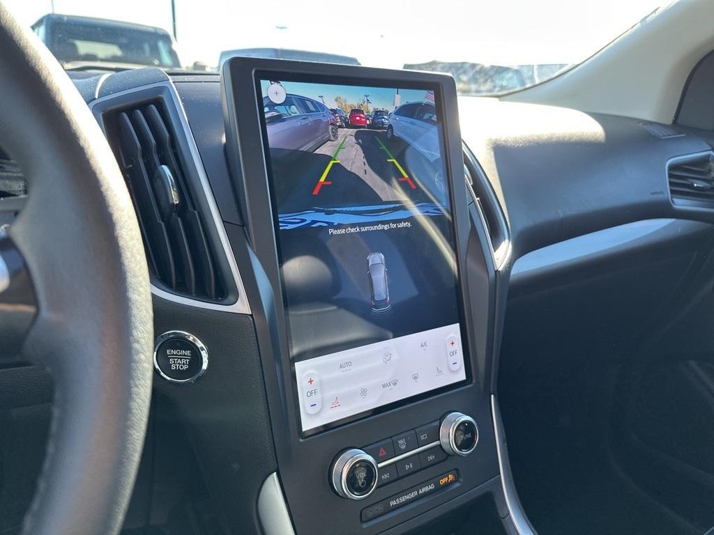 used 2024 Ford Edge car, priced at $27,901